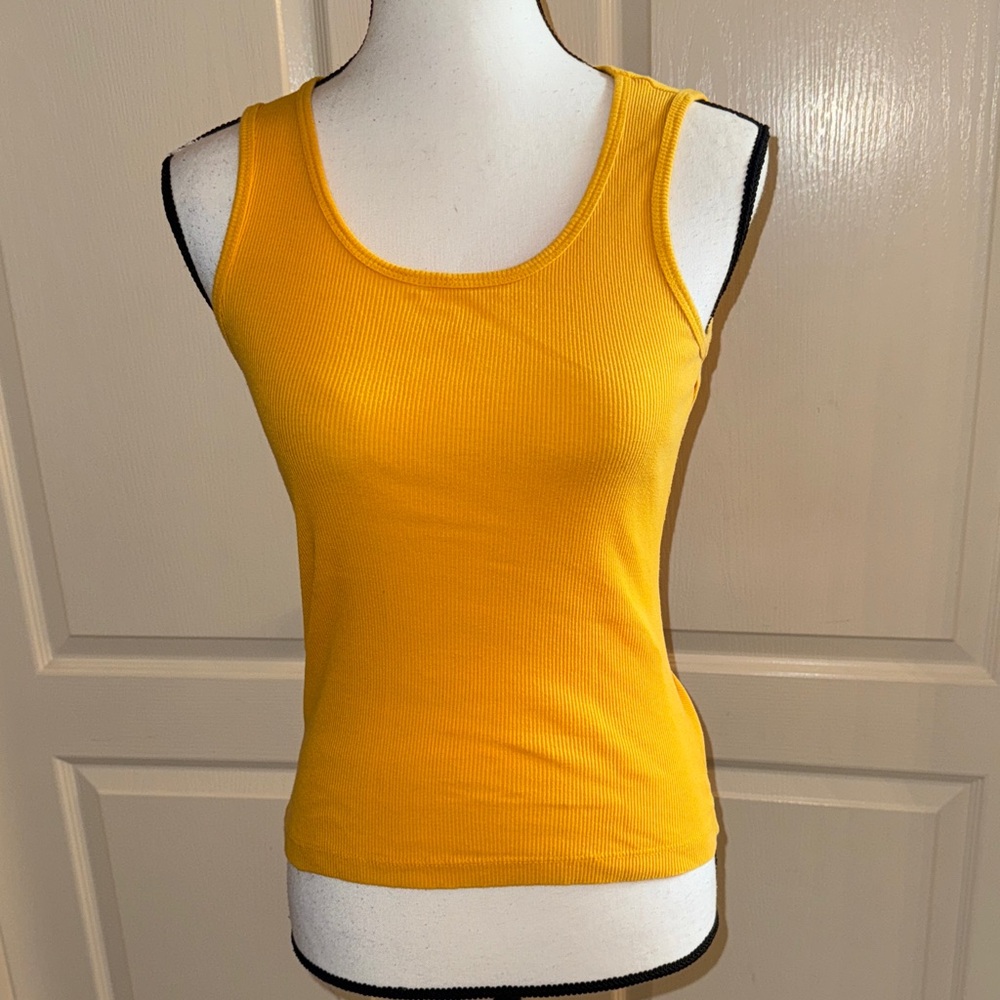 JUNIORS - Yellow Ribbed Tank Top - Size Small